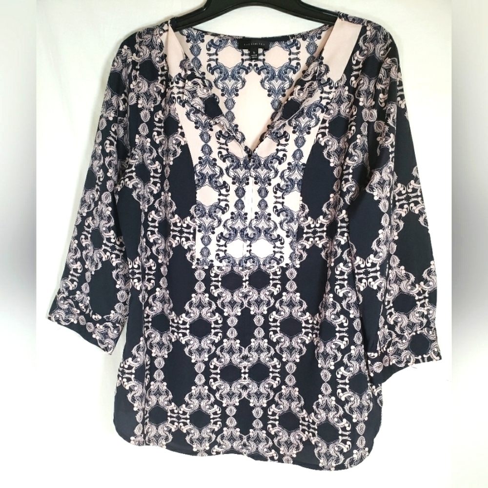 The LIMITED Navy And Pink Floral 3/4th Sleeve Shirt Sz M